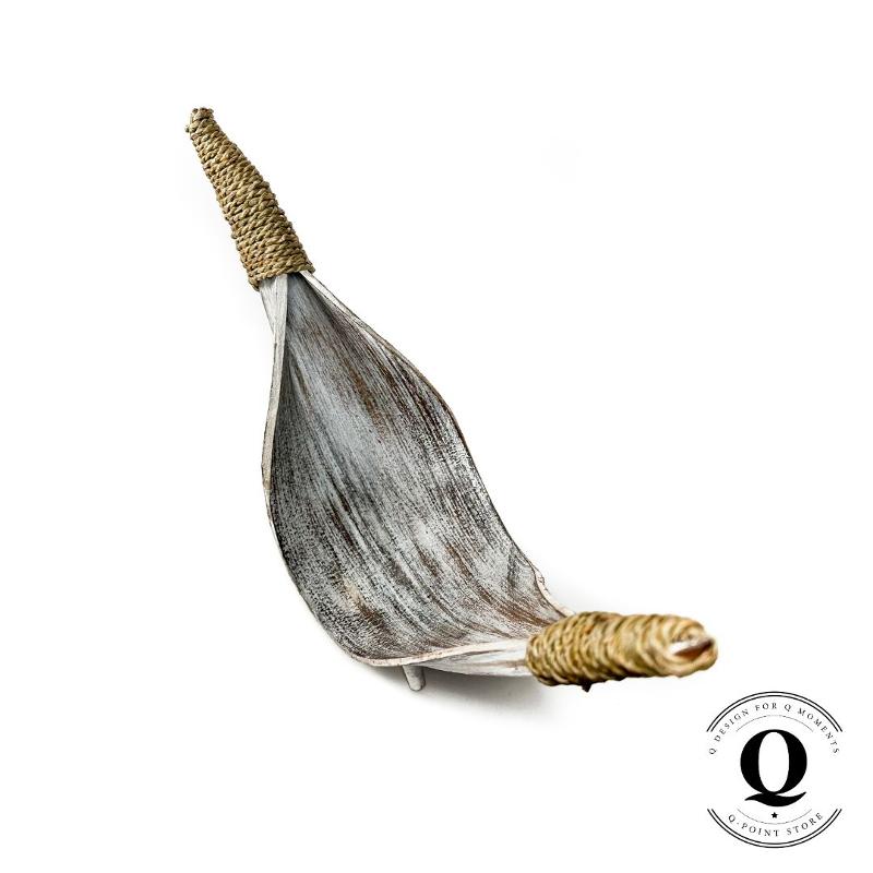 Tarjotin_banaaninlehdesta__whitewash