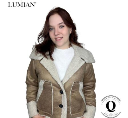 biker henkinen lyhyt kelsitakki tekonahasta teddyvuorella. eläinystävällinen.