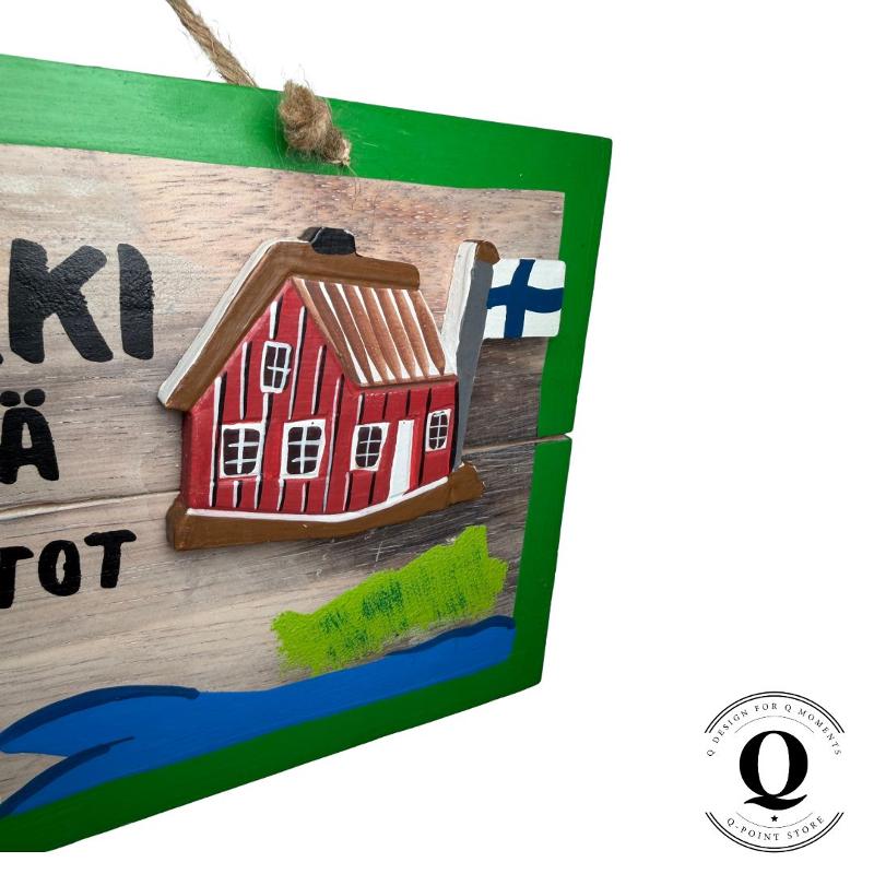 OKA_005kesamokki_Kesamokki_paikka_missa_onnelliset_muistot_syntyvat_Puinen_kyltti_1_jpg